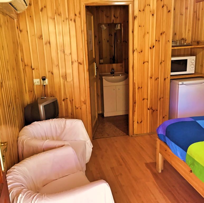 Camping 리아사 외부 사진