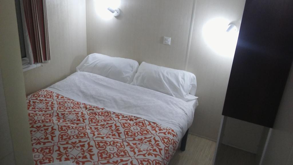 Camping 리아사 외부 사진